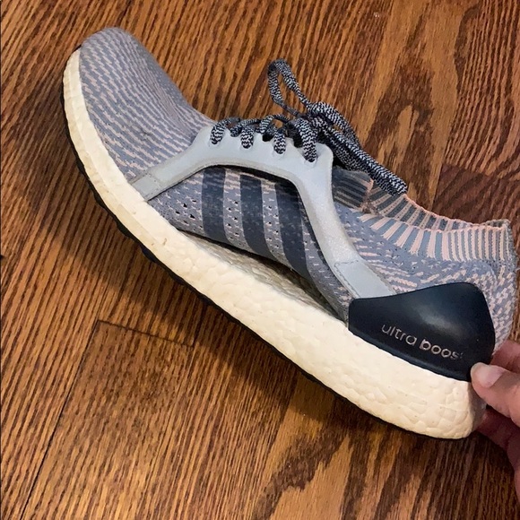 Adidas Ultraboost Tennis Shoe - Picture 4 of 5